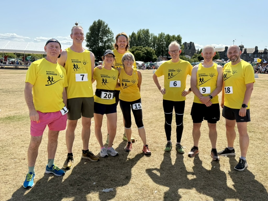 Group photo of all the runners